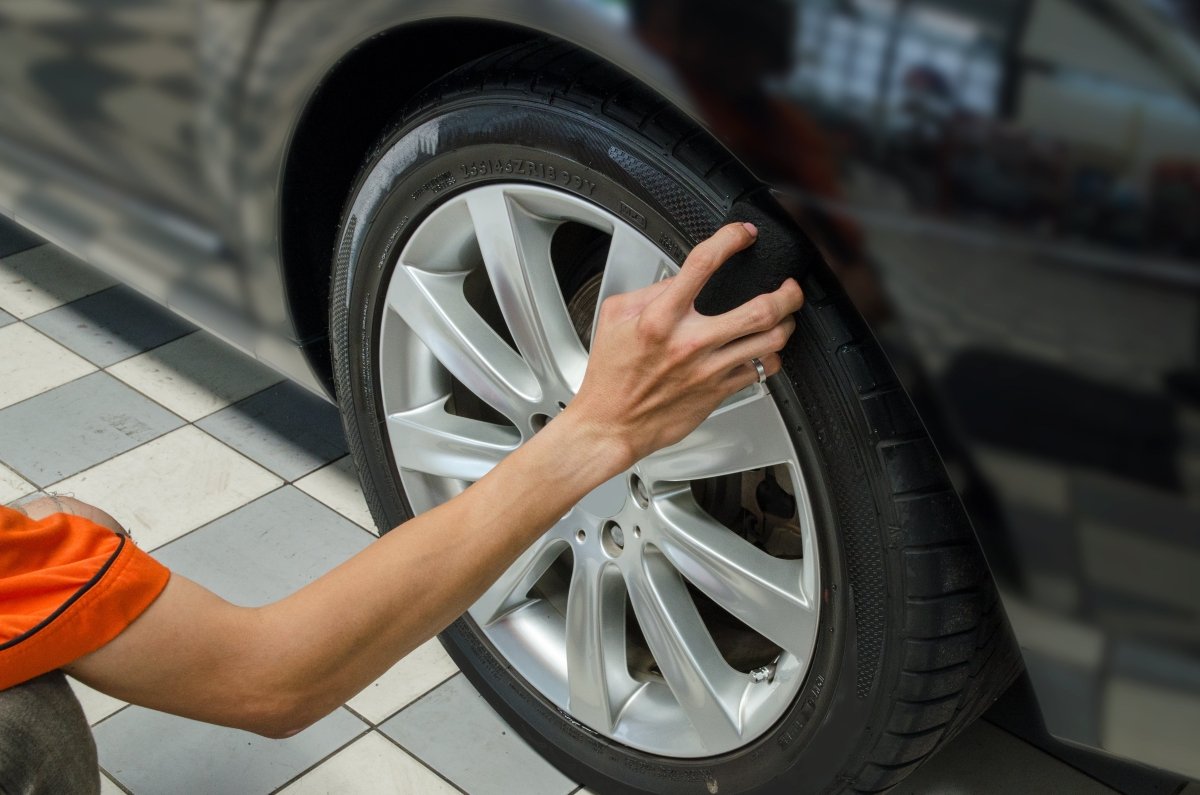 Tire and Trim Shine and Conditioner - Well LifeVehicle Waxes, Polishes & Protectants